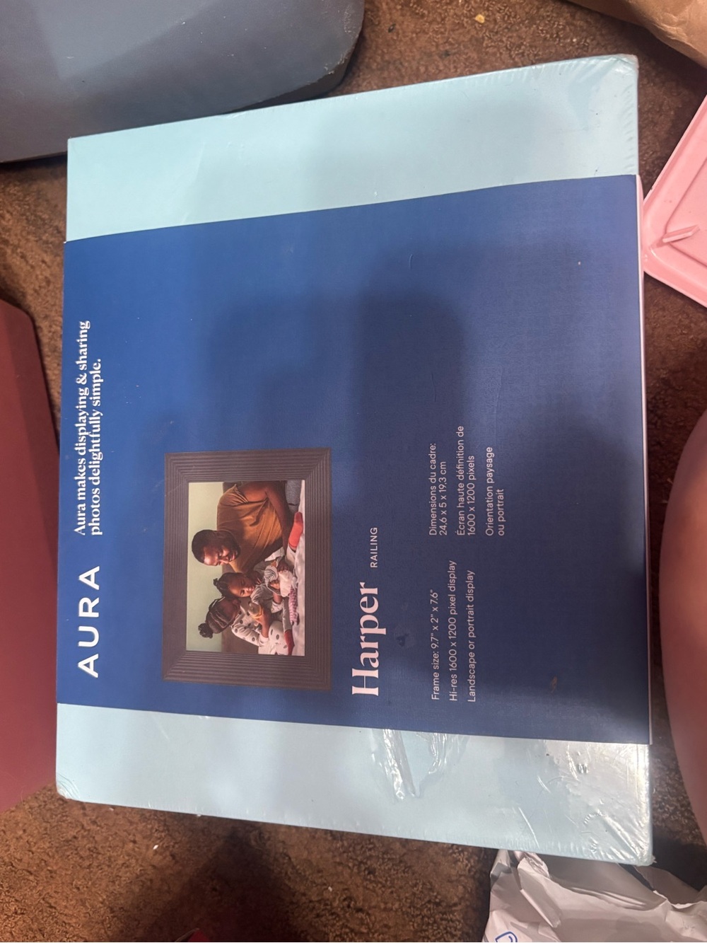 Aura Harper Digital Picture Frame in Light Blue and Navy Blue